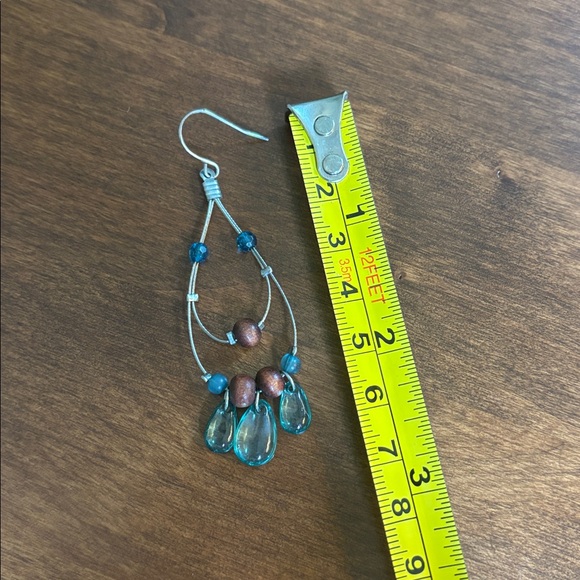 Elegant Teardrop Dangle Earrings - Picture 2 of 2